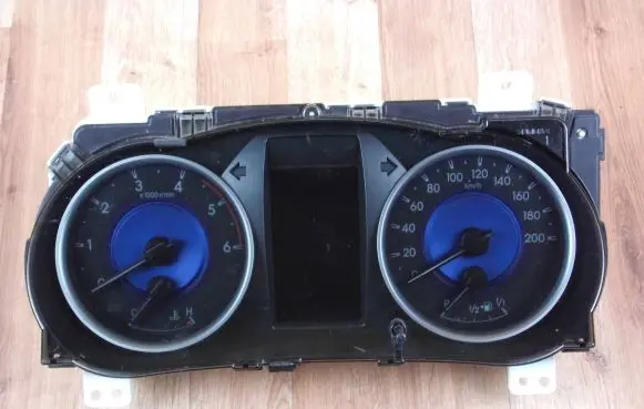 Toyota Hilux (AN120, AN130) Speedometer (instrument cluster) 83800FC570J 83800FC570