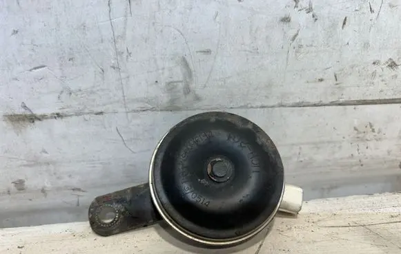 Honda FR-V Horn signal UCH201