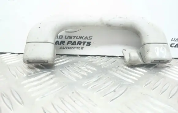 Skoda Octavia Mk1 (1U) Rear interior roof grab handle 1H0857607