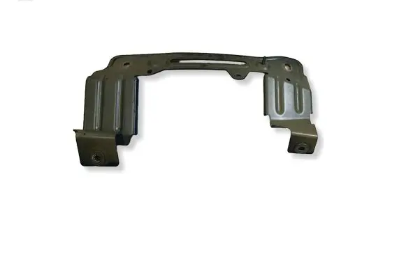 Audi Q8 Fender mounting bracket 4M0821431