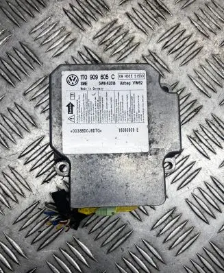 Volkswagen Touran I Airbag control unit/module 1T0909605C 16060909E 5WK43518