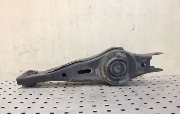 KIA Sorento Rear control arm 552102P000