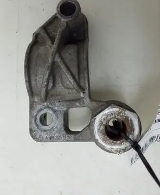 Mercedes-Benz CLS C219 Sway bar bush bracket, front A2113231226