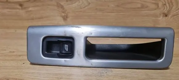 Volvo V50 Electric window control switch 30773217
