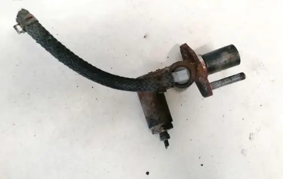 Mazda 626 Master brake cylinder