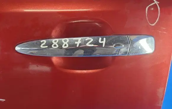 Nissan Leaf I (ZE0) Front door exterior handle 806403NA0A