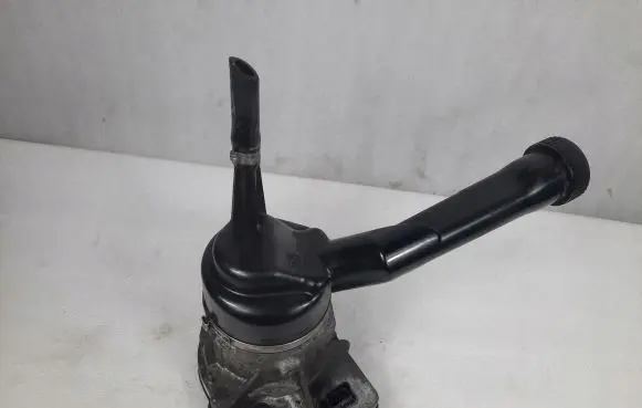 Peugeot 308 Power steering pump 9684979180