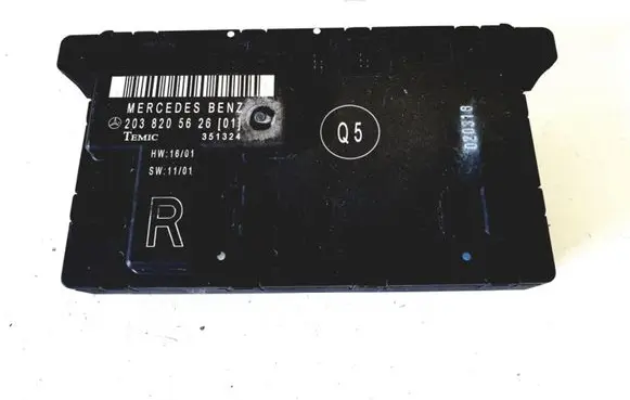 Mercedes-Benz C W203 Door control unit/module 2038205626 351324