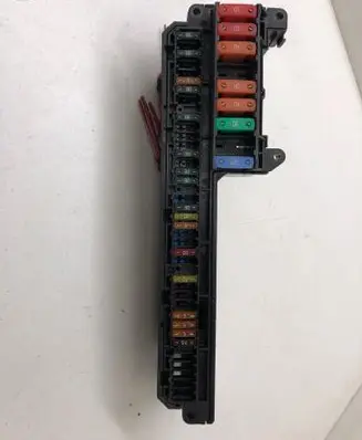BMW 5 E60 E61 Fuse box set 695733002 18917 6208372