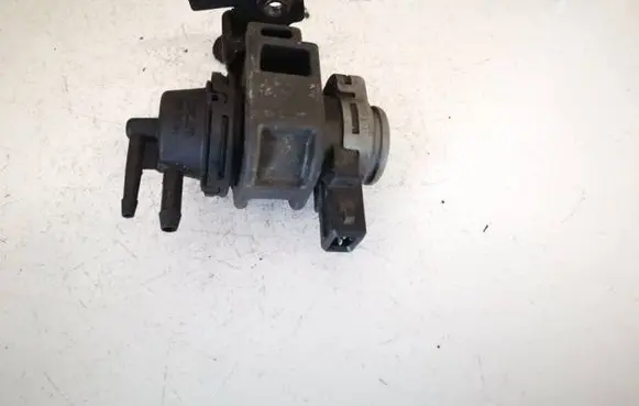 Renault Espace - Grand espace IV Turbo solenoid valve 8200575400