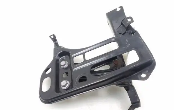 Battery bracket