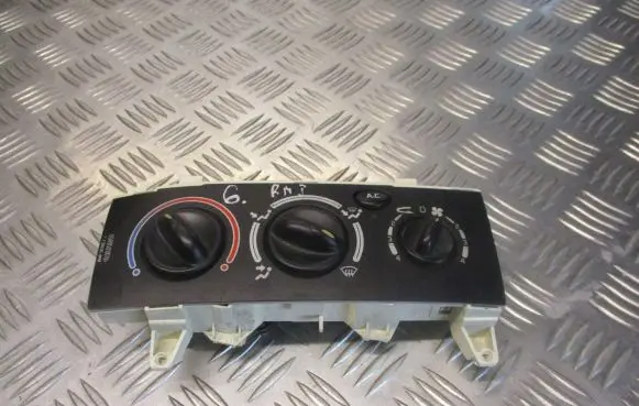 Renault Megane I Interior fan control switch 