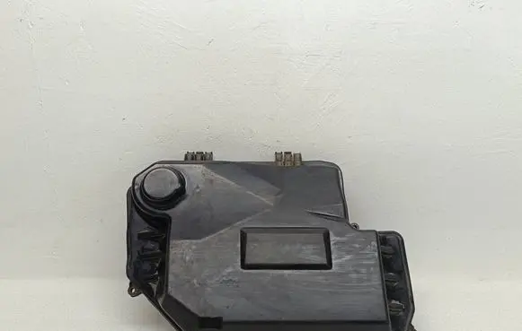 Audi A6 S6 C6 4F Fuse box cover 4F1907613
