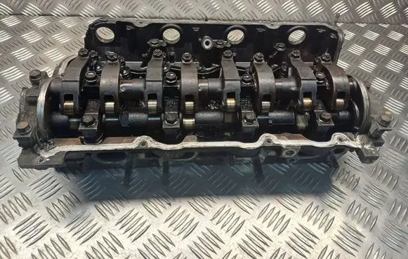 Mazda 5 Engine head RF5C32