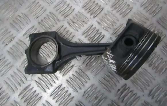 Opel Vectra B Piston with connecting rod