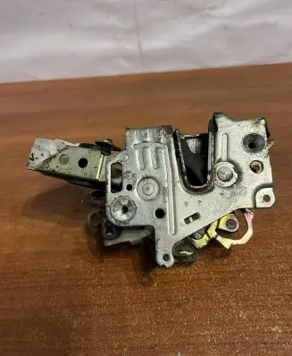 Mercedes-Benz S W140 Front door lock A1407204535 D2666