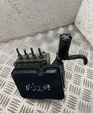 Nissan Juke I F15 ABS Pump 476601KD0A TD8405