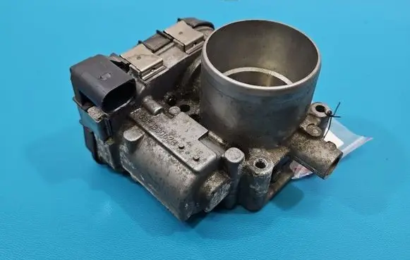 Volkswagen Golf Sportsvan Throttle body valve 03F133062B IMPRK1608574