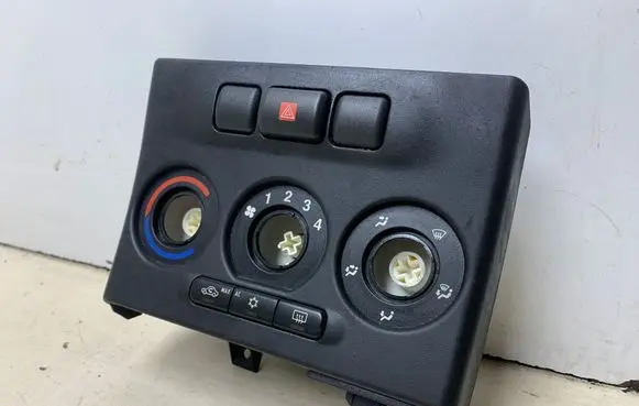 Opel Zafira A Climate control unit 90673 400451 90673451