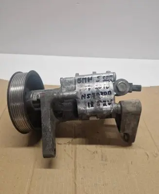 BMW 5 GT F07 Power steering pump 6796491 LH2115343