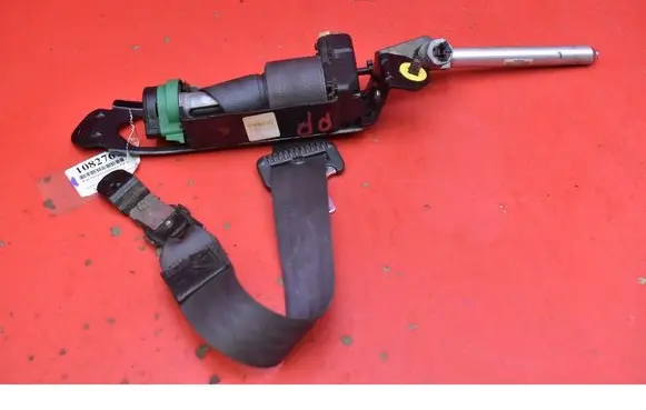 Volvo S80 Front seatbelt 39966466