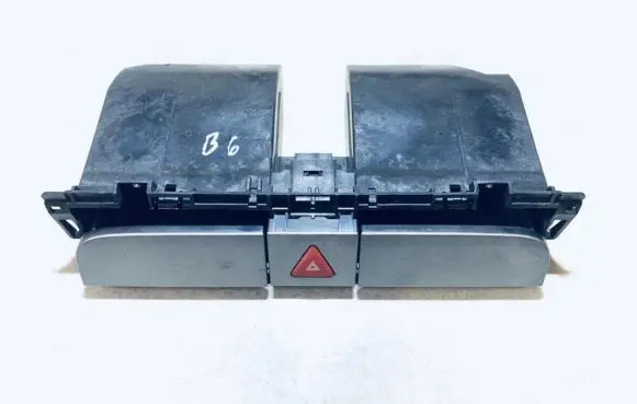 Volkswagen PASSAT B6 Cup holder 3C0858407