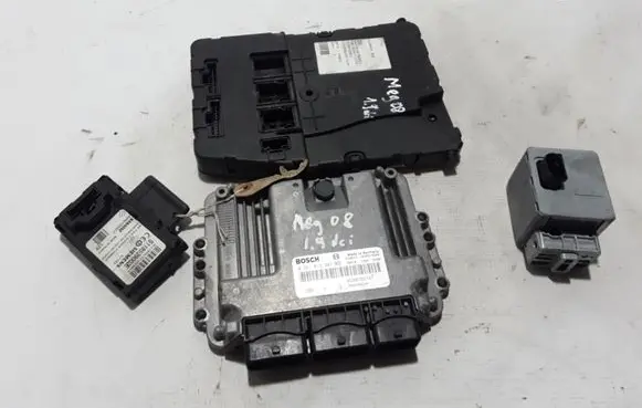 Renault Megane II Engine ECU kit and lock set 