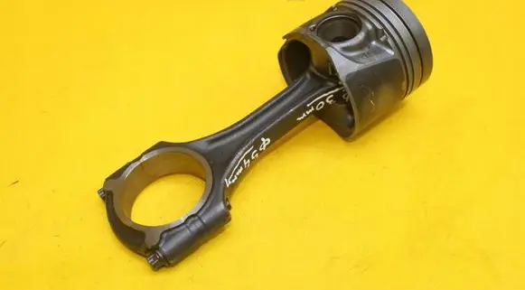 Mercedes-Benz A W169 Piston with connecting rod