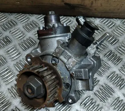 Ford Grand C-MAX Fuel injection high pressure pump 0445010592