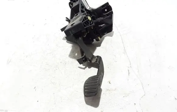 Clutch pedal