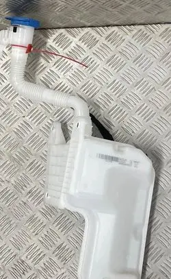 Audi A3 8Y Windshield washer fluid reservoir/tank 