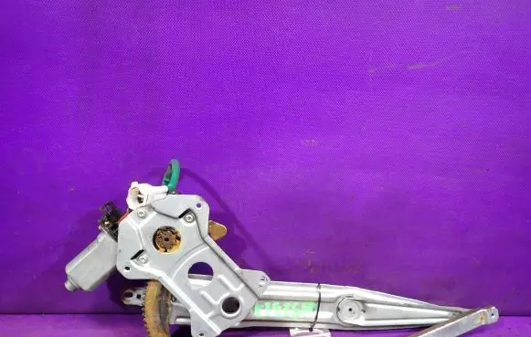 Suzuki Ignis Front door window regulator with motor 8346076G00