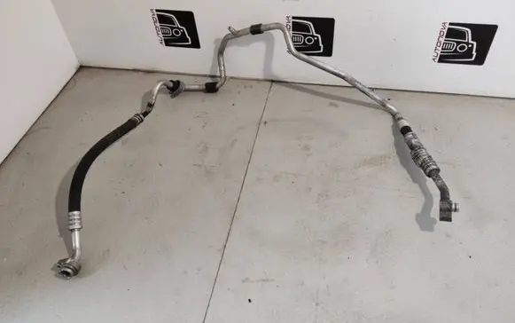 Volkswagen PASSAT B6 Air conditioning (A/C) pipe/hose 3C0820743BH