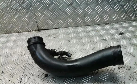 Volvo XC90 Intercooler hose/pipe 30714480