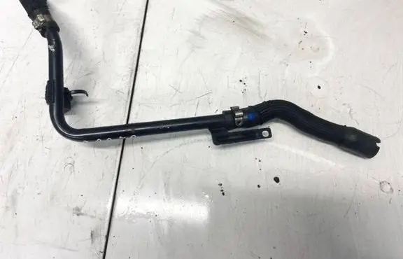 Opel Insignia A Engine coolant pipe/hose