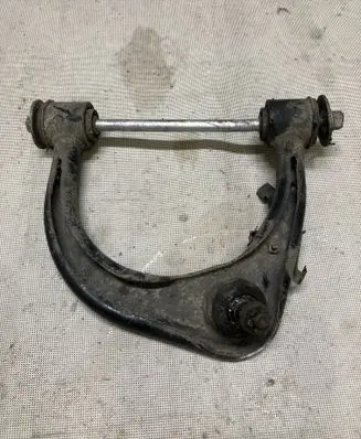 Toyota Land Cruiser (J120) Front upper control arm/wishbone 
