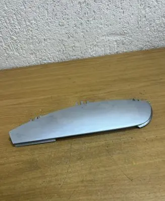 Mercedes-Benz R W251 Dashboard glove box trim A2516830328 F2194