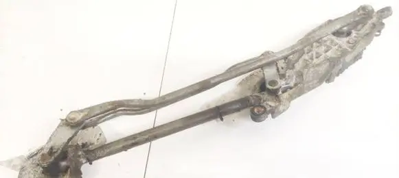 Mazda CX-7 Front wiper linkage and motor