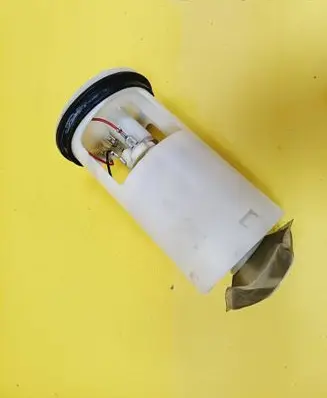 Peugeot 106 In-tank fuel pump 19730109980