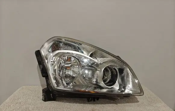 Nissan Qashqai Headlight/headlamp 26010JD90B 1EF23804202