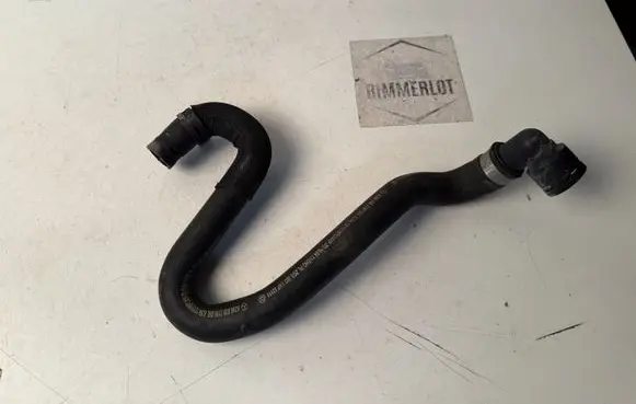 Mercedes-Benz CLA C117 X117 W117 Engine coolant pipe/hose A2468303196