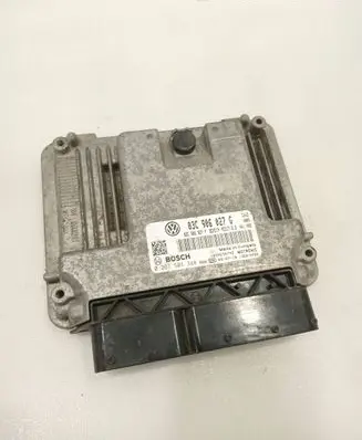Volkswagen Golf VI Engine control unit/module 03C906027G 0261S04348 03C906027F