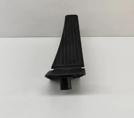 Volvo XC60 Accelerator throttle pedal 32269124