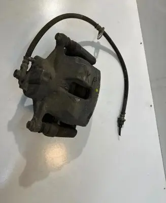 Toyota C-HR I Front brake caliper