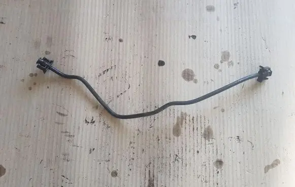 Ford Mondeo MK IV Engine coolant pipe/hose