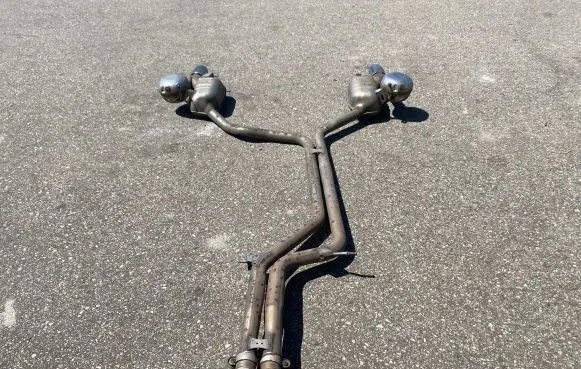 Muffler/silencer