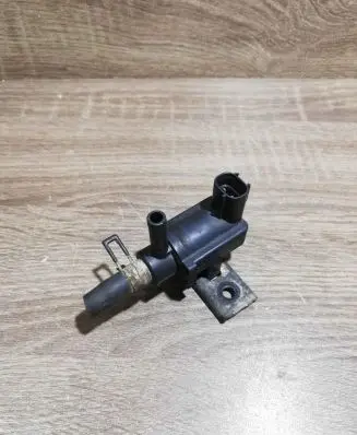 Toyota Prius (XW20) Turbo solenoid valve 9091012259 1362002771