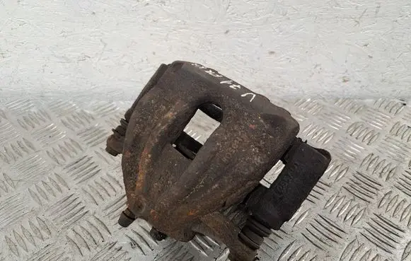 Toyota Corolla Verso AR10 Front brake caliper 4775005060 4772205030