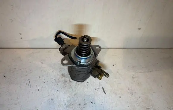 Skoda Yeti (5L) Fuel injection high pressure pump 03C127026P 03C127026J 03C127026M