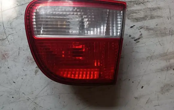 Seat Leon (1M) Tailgate rear/tail lights 1M6945092B